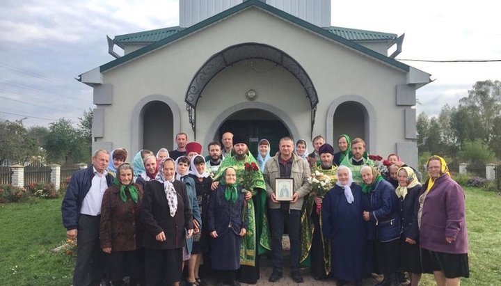 Община храма Украинской Православной Церкви в Галиновке